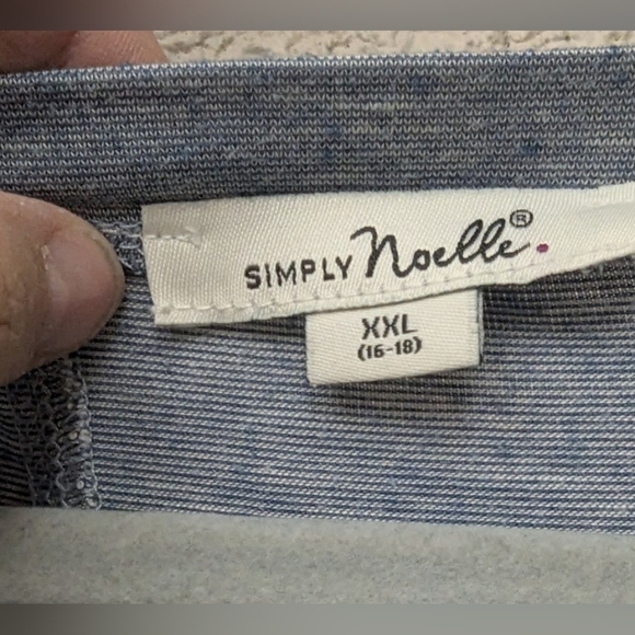 Simply Noelle XXL (16-18) heather blue tunic blouse in excellent condition - Picture 3 of 14